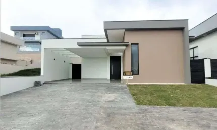 Belíssima casa disponível para venda no condomínio lagos do Icarai Salto SP!