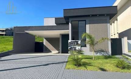 Casa em condomínio fechado à venda no Jardim D'Icaraí com 3 quartos