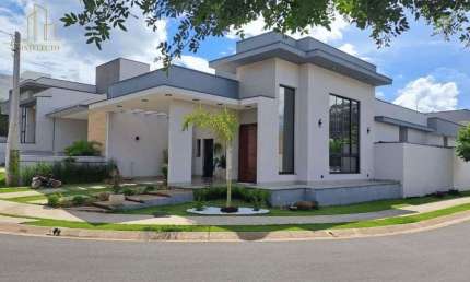 Casa com Suíte e Área Gourmet no Condomínio Village Moutonnée em Salto SP