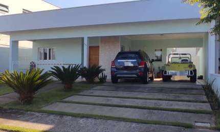 Casa à Venda no Condomínio Central Parque - Salto, SP