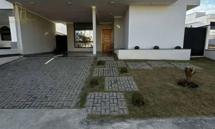 Casa em condomínio fechado à venda no Residencial Central Parque com 3 quartos