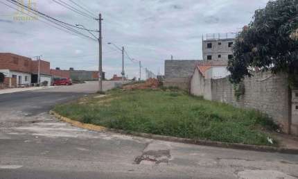 Terreno Comercial de Esquina no Parque Laguna, Salto/SP!