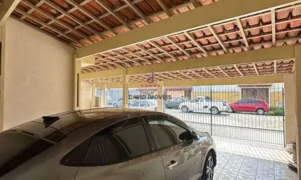 Casa com 04 quartos em 325m² de terreno com  237 m² a.c. - Jardim Primavera