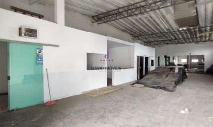 Galpão de frente para a rodovia com 600m² em Caraguatatuba - Jardim Tarumã