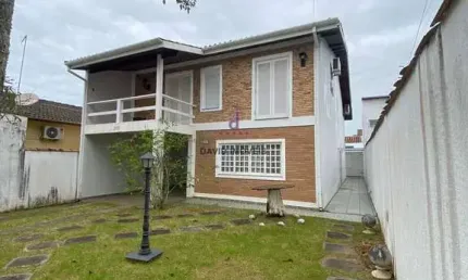 Sobrado à venda - 3 Suítes - 313m² - Martim de Sá - Caraguatatuba/SP