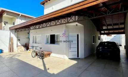 Casa à Venda com 4 dorm - 289,59 m² - Pontal de Santa Marina - Caraguatatuba/SP