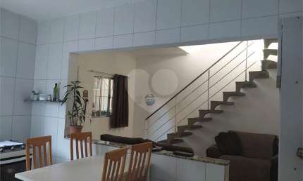 Casa com 4 quartos à venda na Gato Cinzento, Vila Urupês, Suzano