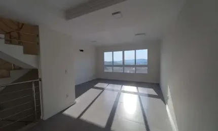 Casa com 3 quartos à venda na Torre da Pedra, 43, Espírito Santo, Porto Alegre por R$ 750.000