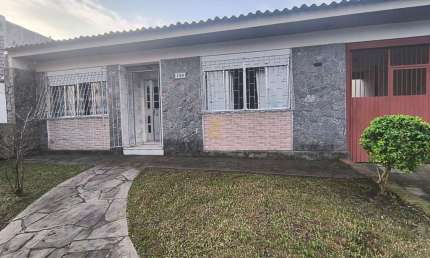 Casa com 2 quartos à venda na Rua Aneron Corrêa de Oliveira, 184, Jardim do Salso, Porto Alegre por R$ 650.000