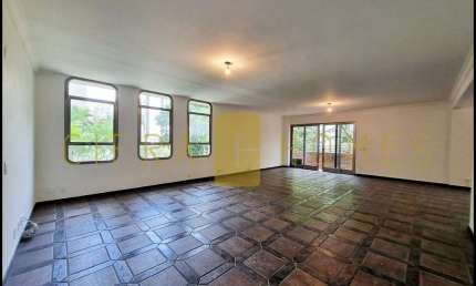 Apartamento à venda e locação com 3 dormitórios, 2 vagas de garagem, em excelente rua no Jardim Pau