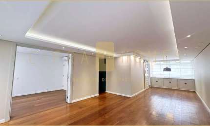 Apartamento à venda de 180 m², totalmente reformado, com 3 dormitórios, 1 suíte, no melhor do Jardi