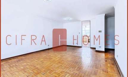Apartamento amplo e agradável à venda de 130 m², com 3 dormitórios (sendo 1 suíte), 1 vaga de garag