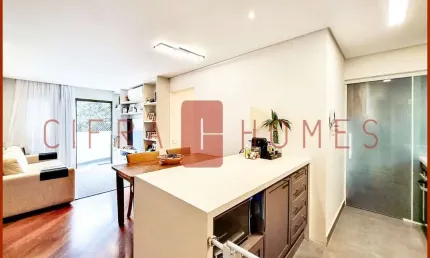 Apartamento à venda, impecável e charmoso, com 3 dormitórios (sendo 1 suíte), 1 vaga de garagem, em