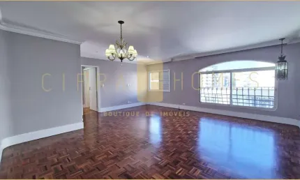 Excelente apartamento iluminado em andar alto com suíte, cozinha planejada e área de serviço