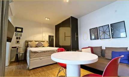Studio Moderno e Mobiliado com Varanda Panorâmica e Lazer Completo.