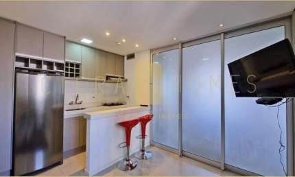 Studio mobiliado, moderno e com vista, próximo à Av. Paulista e grandes conveniências.