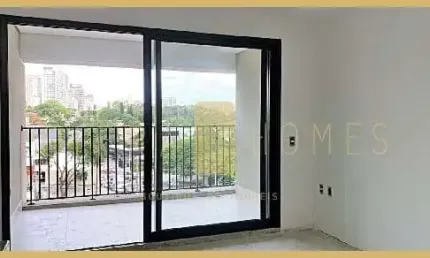 Studio novo à venda, 28 m², andar alto, em rua tranquila,pertinho do metrô V Madalena