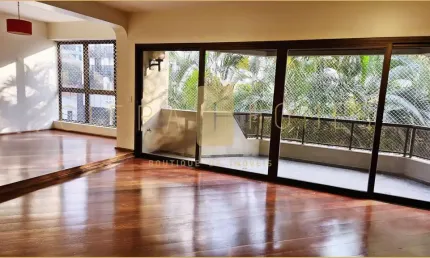 Apartamento amplo, disponível para venda e locação, com 3 quartos com 2 suítes, 3 vagas, lazer comp