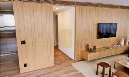 Belíssimo apartamento à venda com 2 suítes, varanda, hall privativo e lazer completo no melhor dos