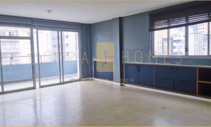 Apartamento duplex com 2 Suítes com Vista para o Parque Ibirapuera .