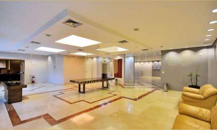 Prédio comercial para locação, com auditório, amplas salas, espaço gourmet e 70 vagas.