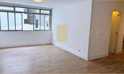 Apartamento à venda, reformado de 100m², 2 dormitórios, suíte, ar-condicionado e piscina nos Jardin
