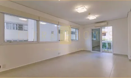 Sala comercial de 30 m² para locação, arejada, com ar-condicionado, 1 vaga de garagem, em prédio no