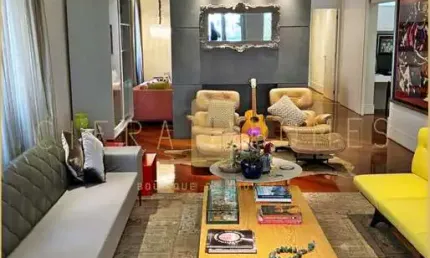 Apartamento exclusivo de 200 m², andar inteiro, com varanda, salas amplas, escritório e suíte com c