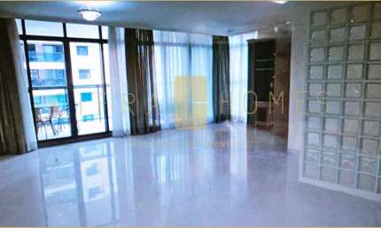 Apartamento com 3 dormitórios, 2 suítes com hidro, varanda e 3 vagas no Paraíso