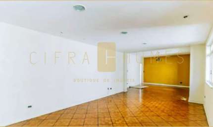 Apartamento Espaçoso, com 240m², 4 Dormitórios, 1 suíte e Vista Privilegiada para venda na Bela Vis