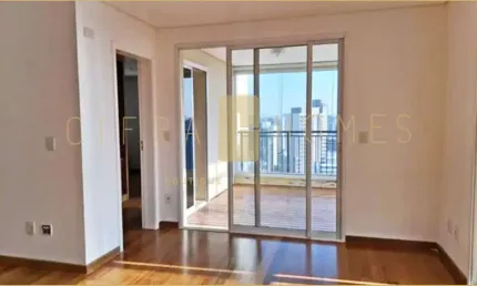 Apartamento à venda, 123m², com suíte, 3 vagas e lazer em Pinheiros, a passos da Faria Lima.