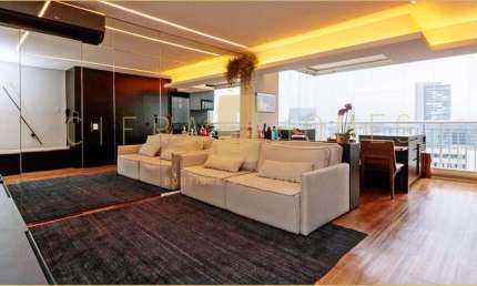 Apartamento à venda, com 60 m², 1 suíte, 2 vagas, lazer completo, em Pinheiros