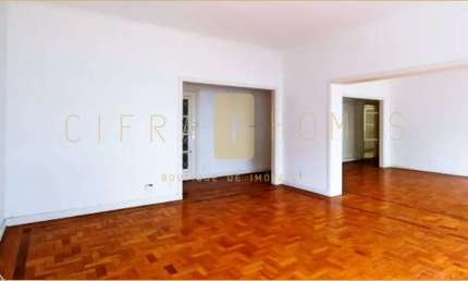 Apartamento de 217m² para locação, 3 suítes, com excelente planta em uma das localizações mais proc
