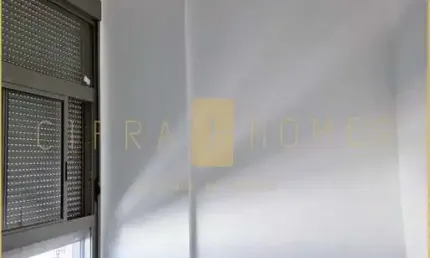 Apartamento disponível para venda, de 50 m², com pé-direito alto, sacada, 1 vaga e lazer completo n