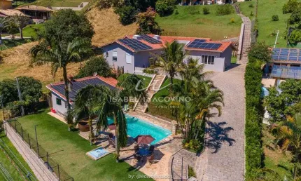 Casa térrea á venda, 4 suites, piscina, Condomínio Vale da Santa Fé, Vinhedo-SP