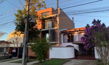 Apartamento com 64 m², 2 dormitórios, sendo 1 suíte, à venda no bairro Vila Izabel.