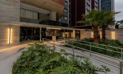 Apartamento com 338.79 m², 2 quartos sendo 2 suítes à venda no bairro batel.