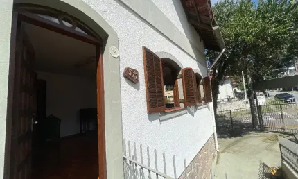Casa comercial com 5 salas para alugar na Avenida Carlos Salles Block, 517, Anhangabaú, Jundiaí