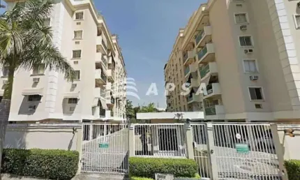 Apartamento com 2 quartos à venda na rua iriquitia, taquara, rio de janeiro, 59 m2 por r$ 215.000