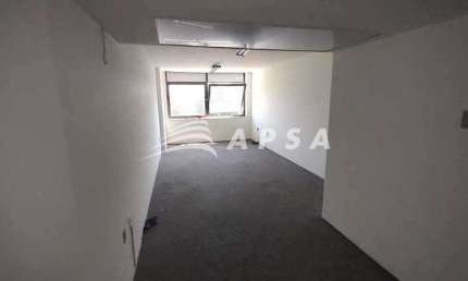 Sala comercial à venda na Avenida Marechal Câmara, Centro, Rio de Janeiro, 27 m2 por R$ 220.000