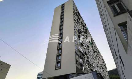 Kitnet / Stúdio à venda na Rua das Laranjeiras, Laranjeiras, Rio de Janeiro, 24 m2 por R$ 300.000
