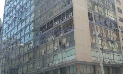OPORTUNIDADE CONJUNTO DE 02 SALAS COMERCIAIS COM 02 BANHEIROS, PINTURA NOVA, SINTECO EM BOM ESTADO,