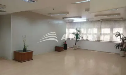 EXCELENTE IMÓVEL, ANDAR COMERCIAL COM 364M², MOBILIADO, 3 SALAS AMPLAS, 1 AUDITÓRIO, 2 BANHEIROS E U