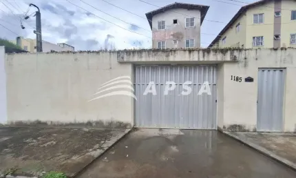 ALUGA - SE APARTAMENTO COM 02 DORMITORIOS SENDO 01 SUITE, COM VAGA, COZINHA, AREA DE SERVIÇO. PRÉDIO