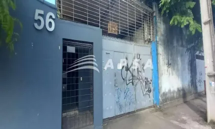 EXCELENTE SALA COMERCIAL NA AVENIDA PRINCIPAL DO CORDEIRO, AO LADO DA MECÂNICA MARTELINHO DE OURO, P