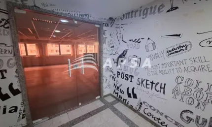 EXCELENTE CONJUNTO DE ANDARES COMERCIAS LOCALIZADO NO CENTRO DO RIO, COM 455M². PRIMEIRO ANDAR SENDO