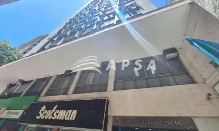 EXCELENTE SALA COMERCIAL NO CENTRO DO RIO, PRONTA PARA ENTRAR, COM 26M², BANHEIRO E COPA INTERNA NO