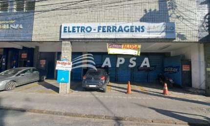 EXCELENTE GALPÃO, ANTIGO ARMAZEM DE CONSTRUÇÃO E FERRAGENS LOCALIZADO NA ENCRUZILHADA, IMÓVEL CONTEN
