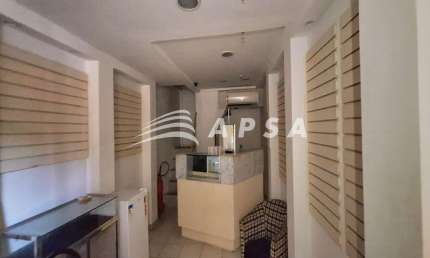 EXCELENTE LOJA PARA LOCAÇÃO, SITUADA NO SHOPPING BARRA GARDEN. O  ESPAÇO POSSUI 46M² E É COMPOSTO PE