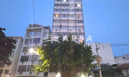 ÓTIMO APARTAMENTO COM 99 M² LOCALIZADO NO 6º ANDAR, DE FRENTE, A 5 MIN A PÉ DO SUPERMERCADO SUPERMAR